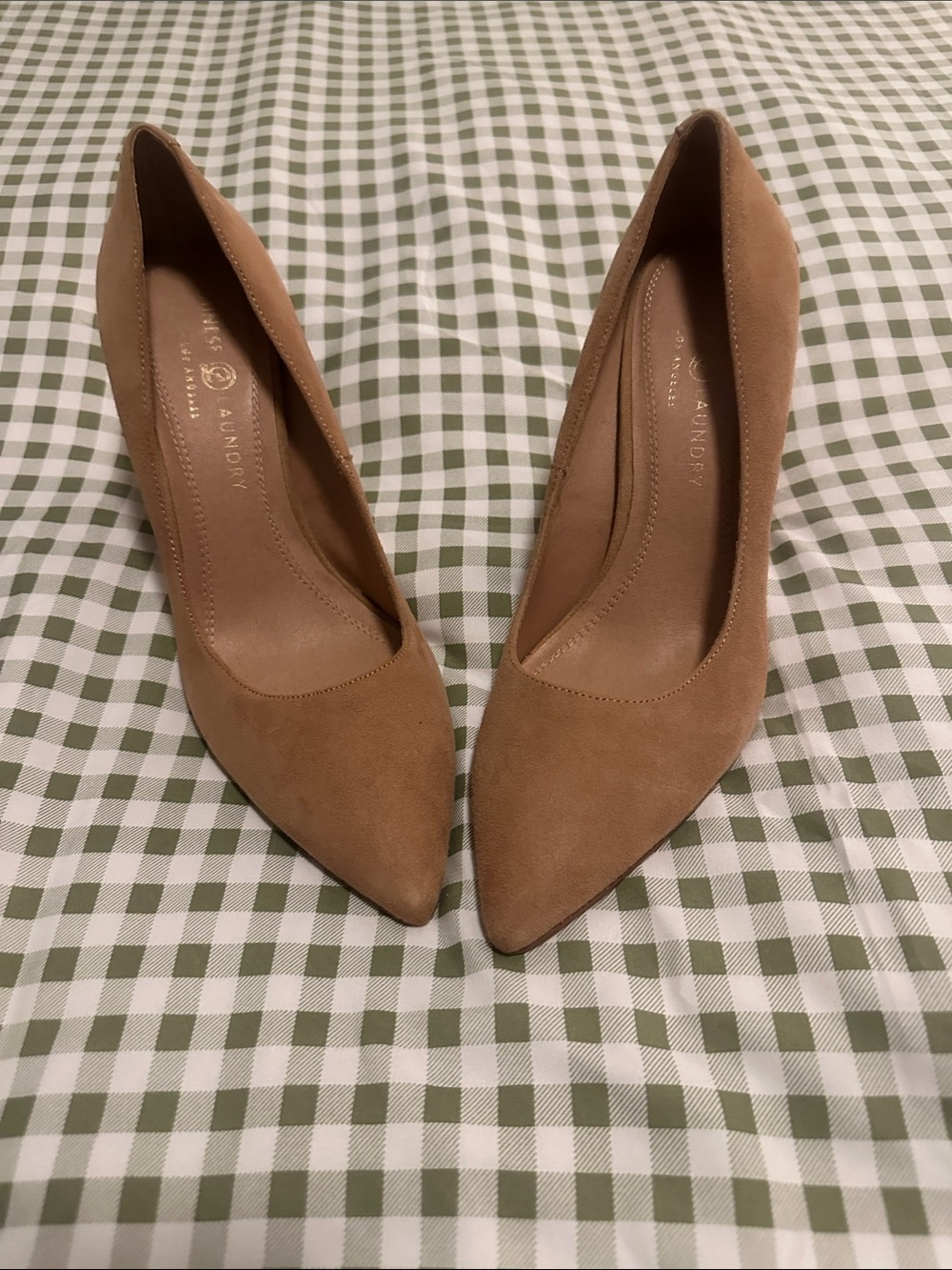 Madewell Suede Pointed-Toe Pumps in Tan